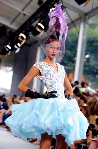 Illustration for article titled Dior Shows Crazy Gardener Couture